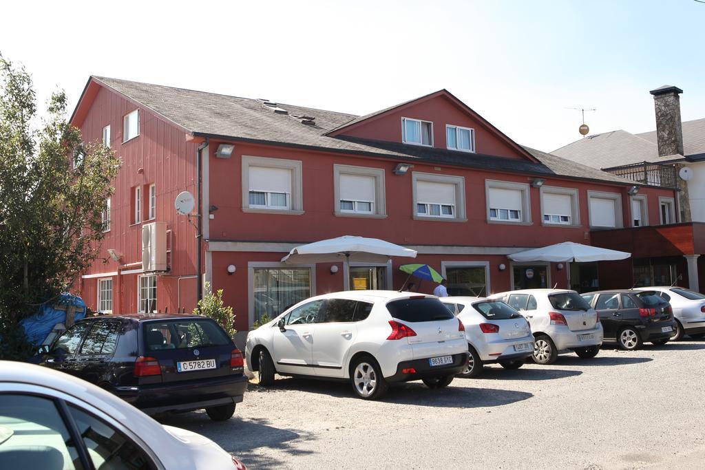 Hotel Santa Cruz Montaos Buitenkant foto