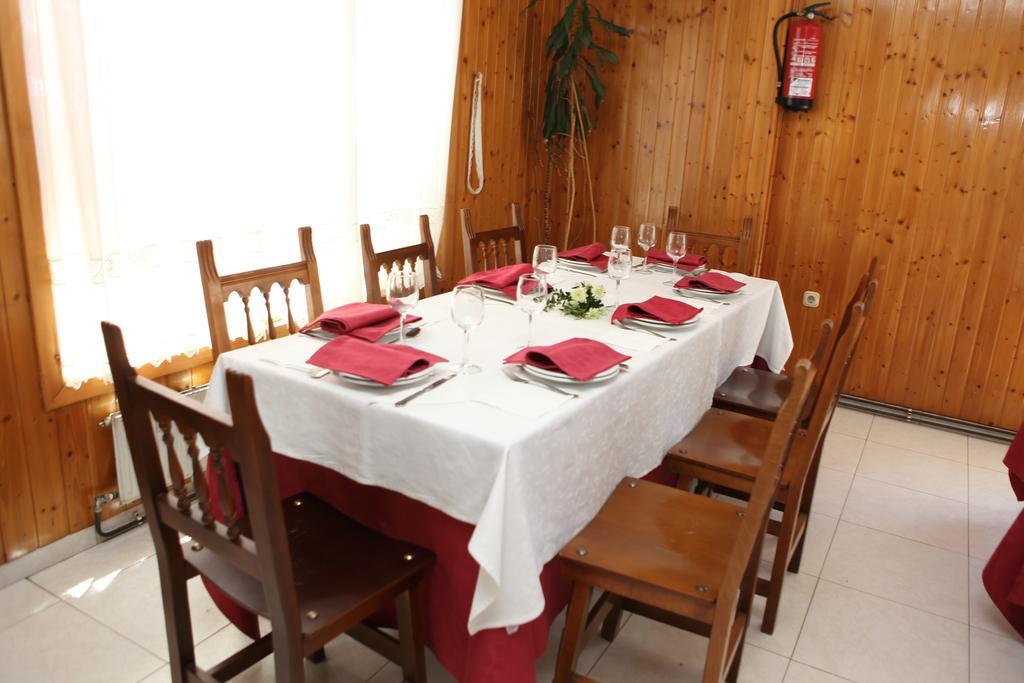 Hotel Santa Cruz Montaos Buitenkant foto